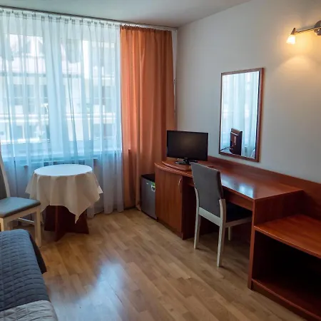 Resort Kolejarz Natura Tour 3*