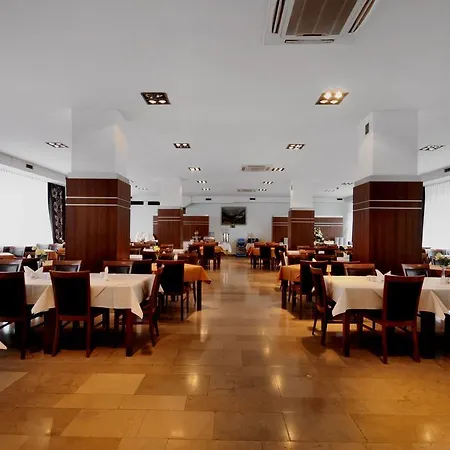 Resort Kolejarz Natura Tour