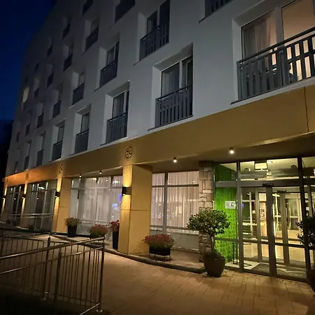 Resort Kolejarz Natura Tour 3*