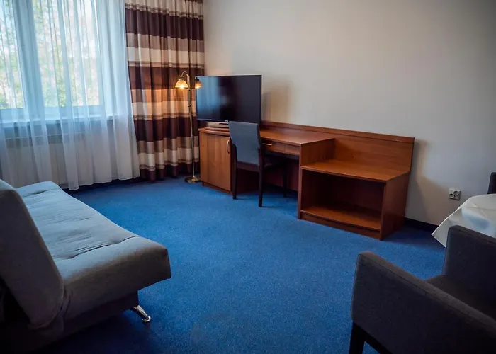 Kolejarz Natura Tour 3*