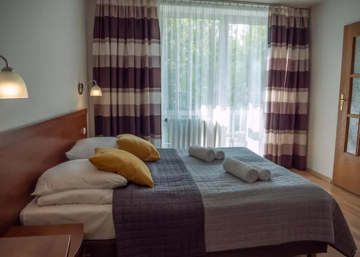 Kolejarz Natura Tour 3*