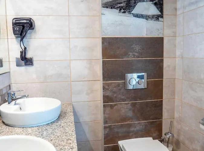 Resort Kolejarz Natura Tour 3*