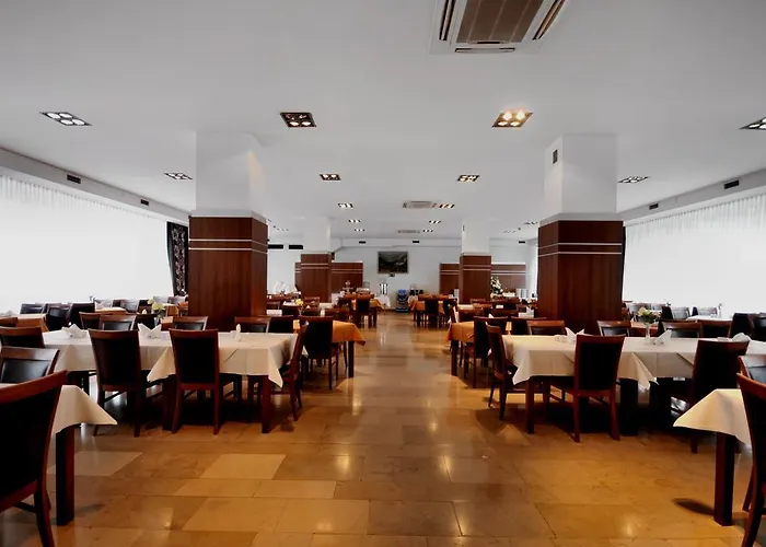 Resort Kolejarz Natura Tour